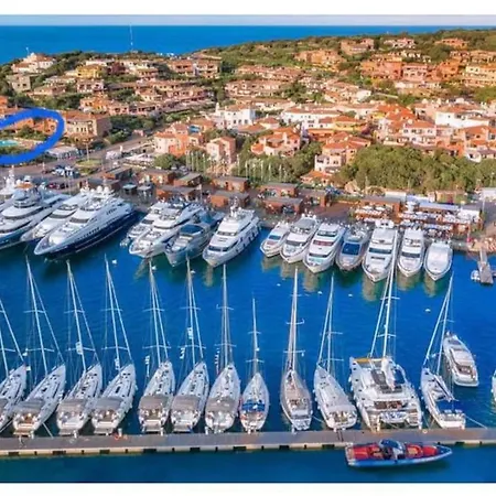 펜션 Sulla Promenade Du Port